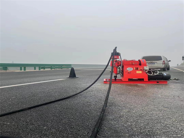 澄江马路路基路面开裂下沉注浆加固灌浆